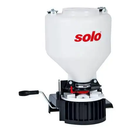 421 - 9 kg fertilizer spreader