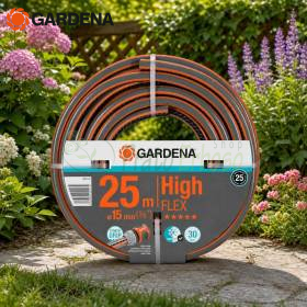 Tuyau d'arrosage Gardena HighFLEX 25 m diamètre 15 mm enroulé dans un jardin fleuri