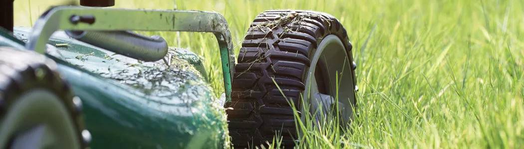 Electric lawnmowers